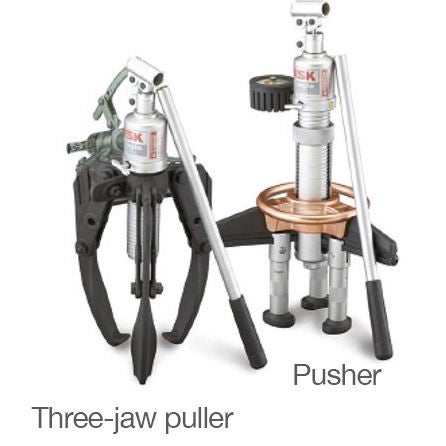 Three-jaw puller and pusher jigs used for mounting.