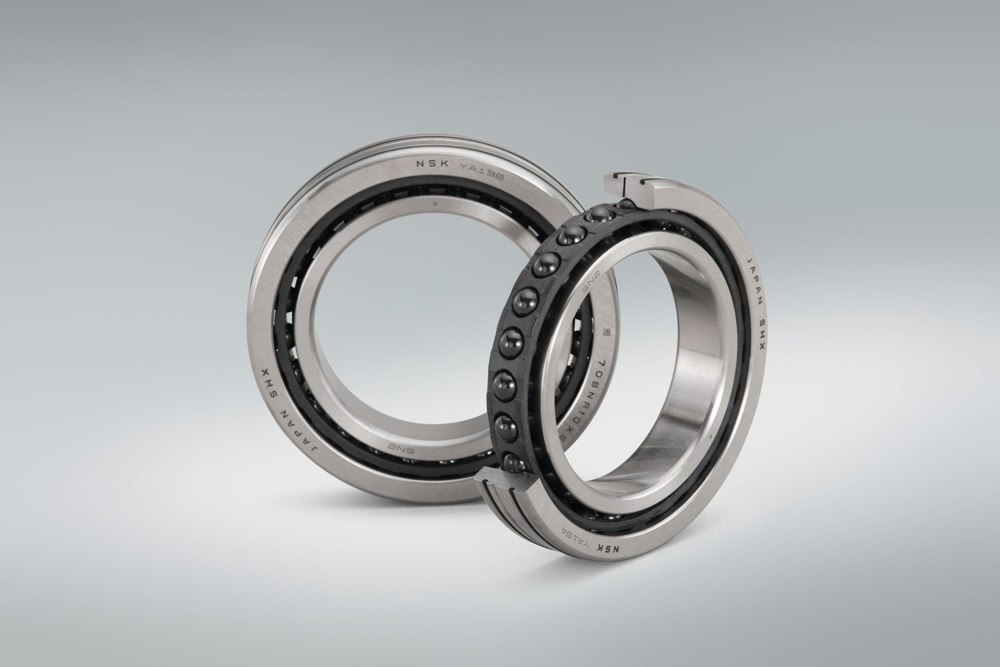 NSK ROBUSTDYNA Angular Contact Ball Bearings for machine tool applications.